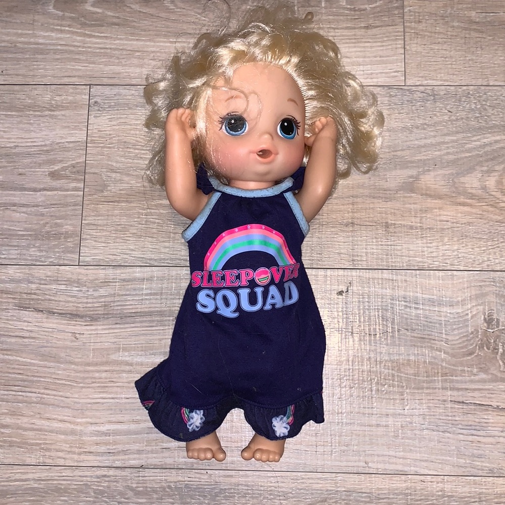 Baby alive talking interactive spoonful doll with dress